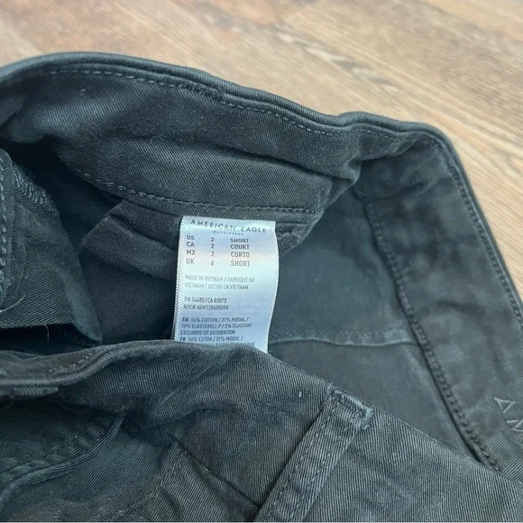 American Eagle Outfitters Black Super Stretch Pants - Picture 6 of 7